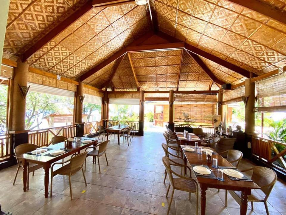Magic Island Dive Resort Moalboal Exteriér fotografie